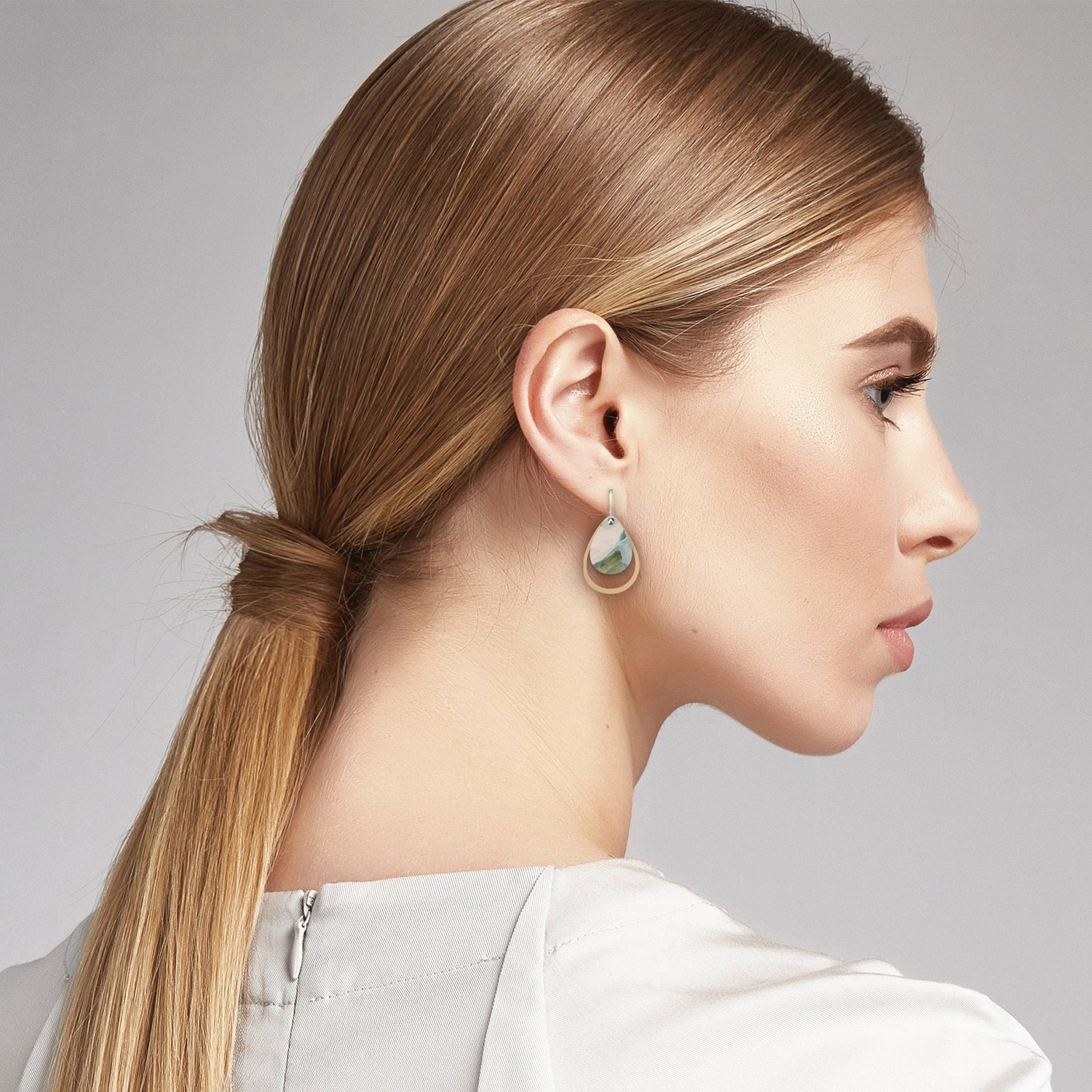 Kiasmin 2 Aura Layered Iconic Outline Drop Earrings